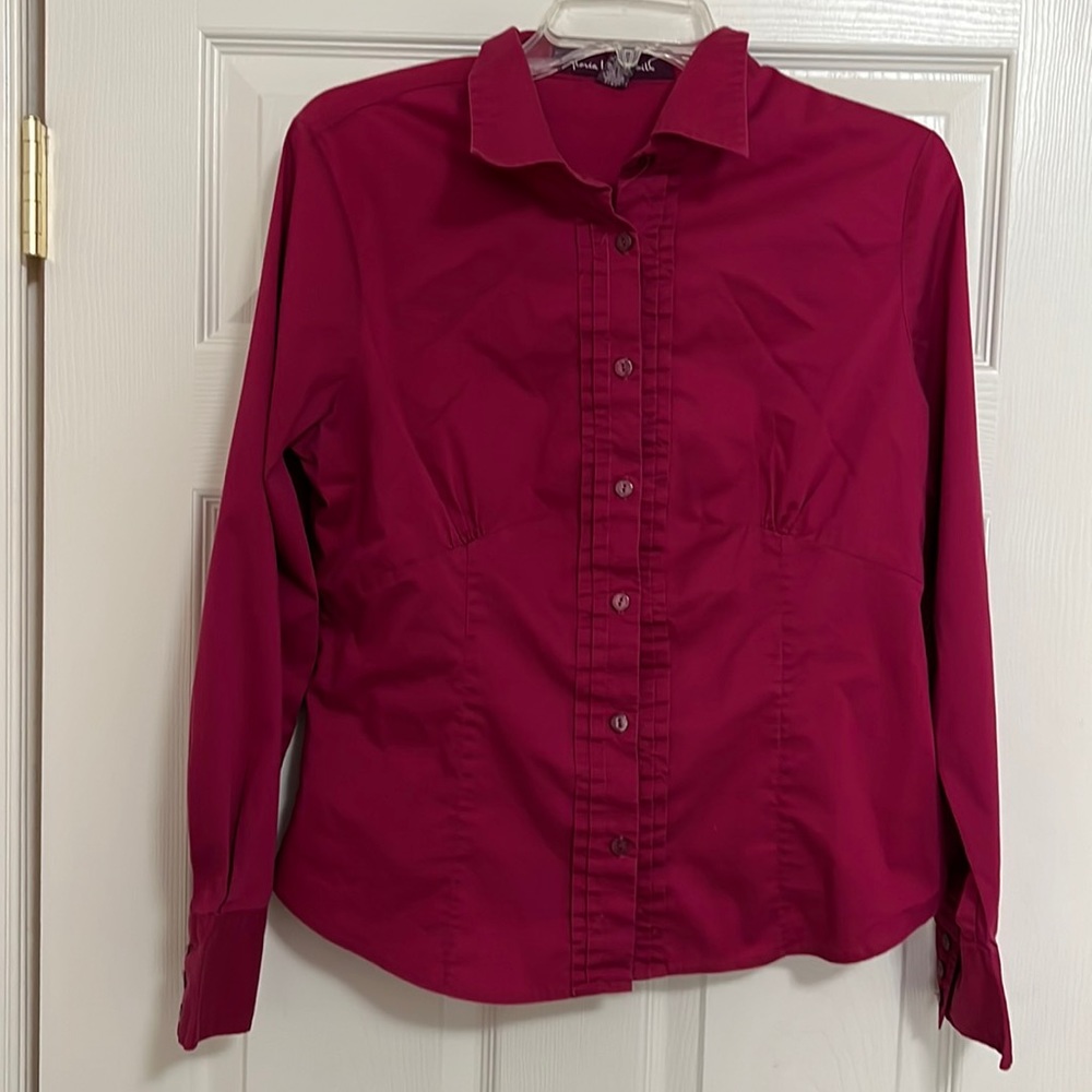Gloria Vanderbilt blouse, size M